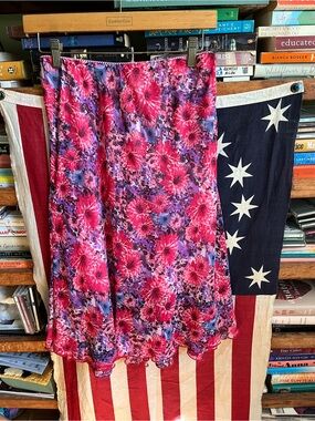 VTG Y2K Notations Pink/Purple Floral Ruffled hem Midi Slip Skirt Festival Fairy